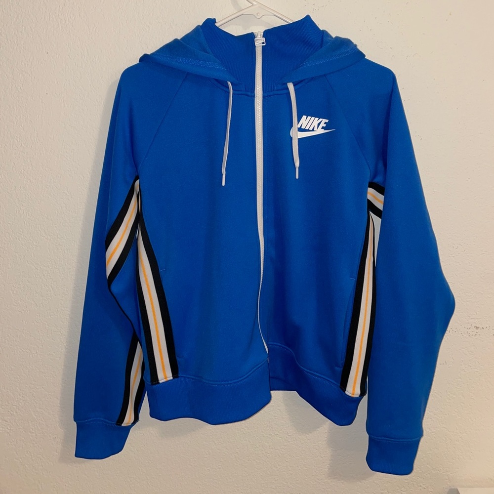 nike jacket